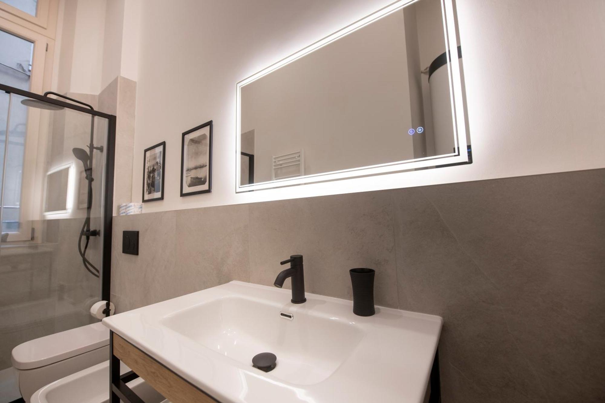 227 - Largo Zecca Luxury Apartment - Nel Cuore Del Centro Di Genova Экстерьер фото